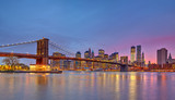 Fototapeta Kuchnia - Brooklyn bridge and Manhattan at dusk