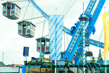 Wall Mural - Ausschnitt gondeln riesenrad