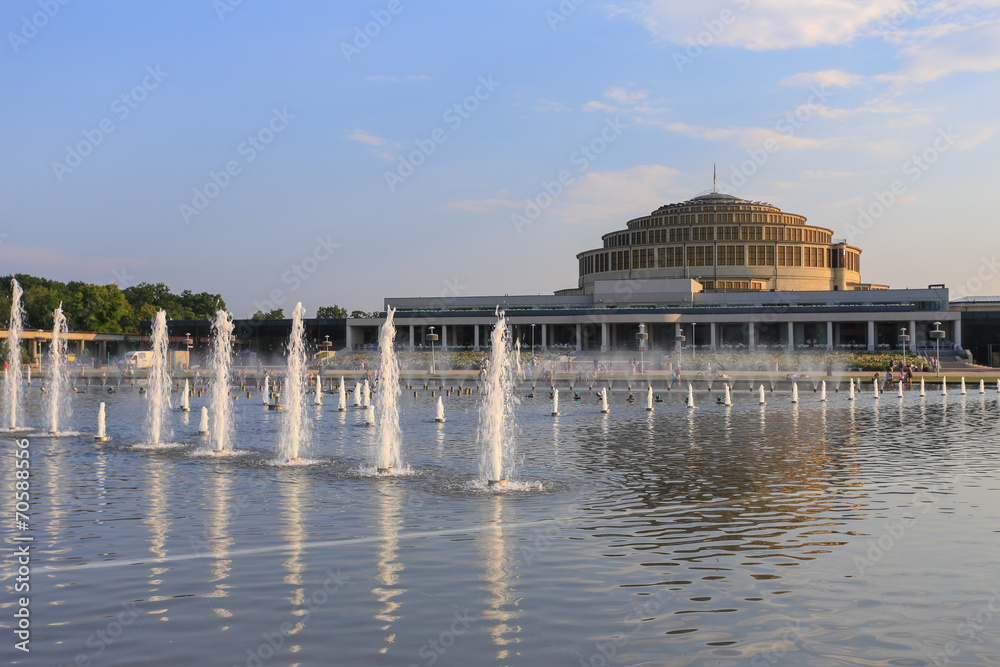 wroclaw-hala-stulecia-fontanna