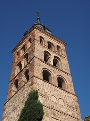 Wall Mural - Iglesia de San Andrés en Segovia