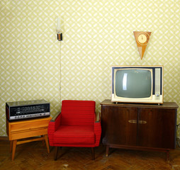 Wall Mural - Vintage room with wallpaper, old fashioned armchair, retro tv, c