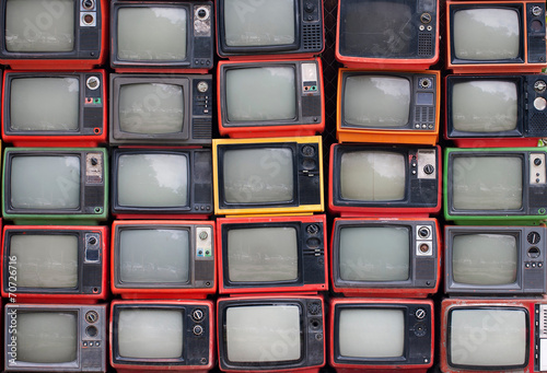 Mata magnetyczna Ściana starych zabytkowych telewizorów tubowych