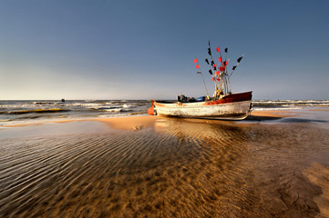 Fototapete - Morze,  plaża o wschodzie słońca