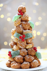 Wall Mural - Croquembouche for Christmas