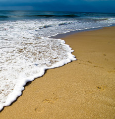 Canvas Print - beach at sunset