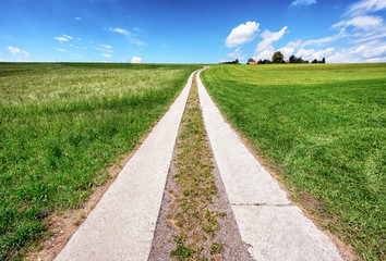 Canvas Print - dirt road