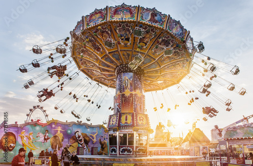 Fotografía Kettenkarussell Rummelplatz