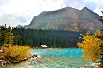 Wall Mural - Lake Louise, Banff National Park, Canada with autumn colors