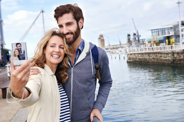 Wall Mural - couple selfie