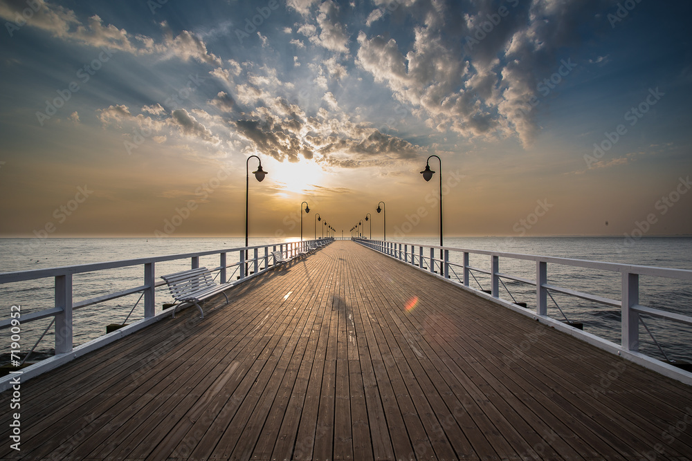Sunrise on the pier at the seaside, Gdynia Orlowo,  - obrazy, fototapety, plakaty 