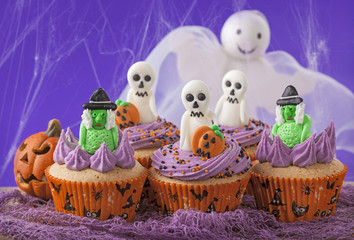 Poster - Halloween cupcakes with witches and  ghosts