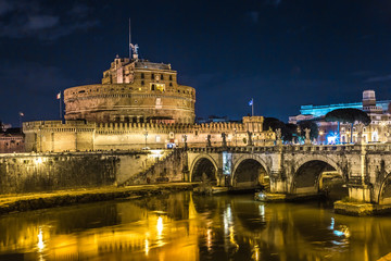 Wall Mural - The night view of the castle and bridge of Sant'Angelo in Rome,I