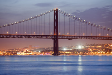 Wall Mural - 25 de Abril Bridge in Lisbon at Night