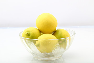 Wall Mural - Fresh Lemons in a bowl