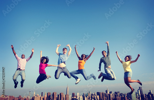 Fotografía Cheerful People Jumping Friendship Happiness City
