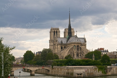 Plakat Notre Dame z rzeki