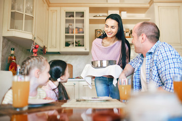 Canvas Print - Waiting for dinner