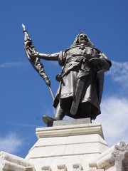 Wall Mural - Escultura del Conde Pedro Ansúrez (Plaza Mayor de Valladolid)