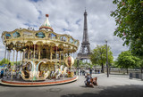 Fototapeta Miasto - Parisian Carousel