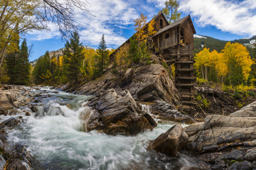Wall Mural - Autumn in Crystal Mill Colorado Landscape