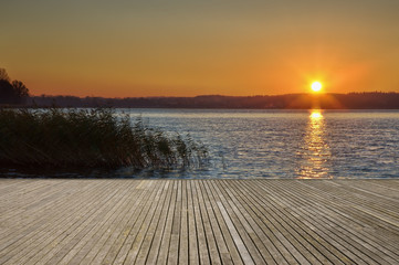 Canvas Print - Sunrise over lake