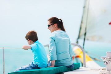 Canvas Print - Family sailing on luxury yacht