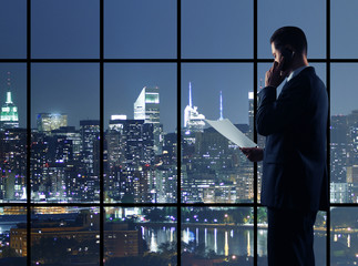 Wall Mural - businessman with paper