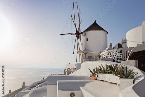 Naklejka na drzwi Windmill in Oia, Santorini, Greece