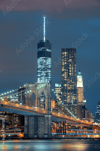 Naklejka na szybę Manhattan at night