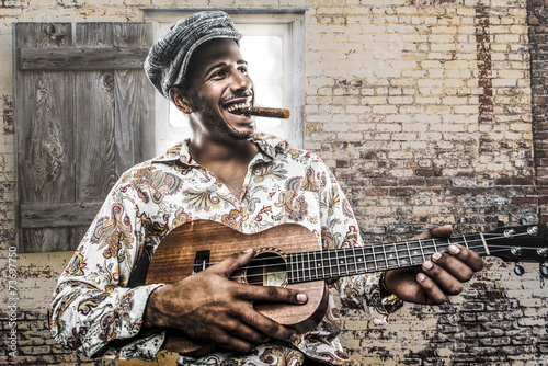 Naklejka na drzwi Cuban musician playing song and smoking cigar