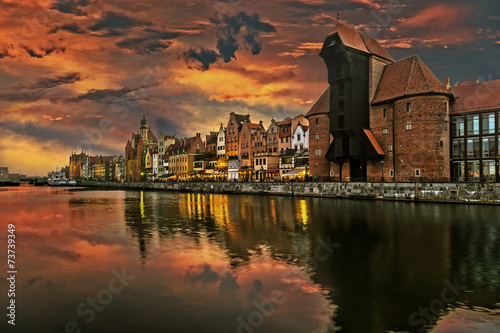 Naklejka dekoracyjna The riverside with the characteristic Crane of Gdansk, Poland.