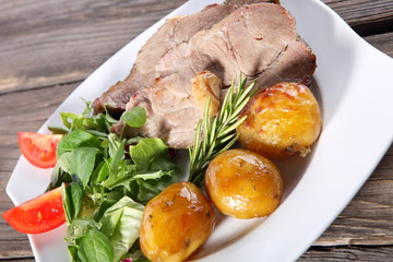 Wall Mural - roasted pork with vegetables