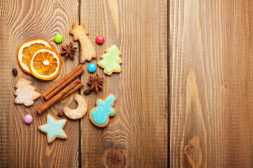 Christmas food decoration with gingerbread cookies, spices and c