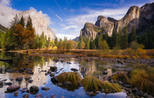 Photo El Capitan Bridal Viel Falls Merced River Yosemite National Park