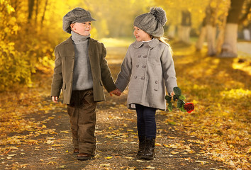 Wall Mural - Autumn romantic girl and boy