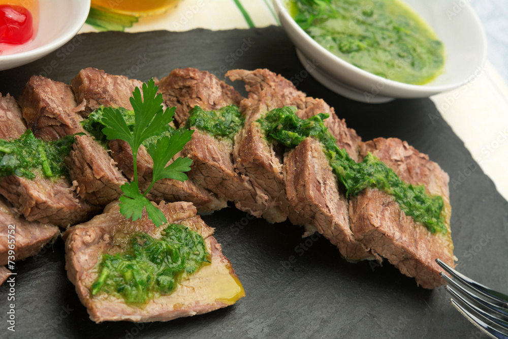 Lesso con Salsa Verde
