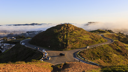 Twin peak, SFO