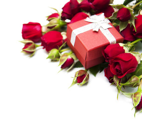 Sticker - Red roses  and gift box