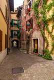 Fototapeta Panele - Typical Italian courtyard, Italy