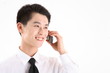 © jsco - 핸드폰으로 전화하고 있는 비즈니스맨