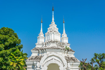 image of old stupa on day time .