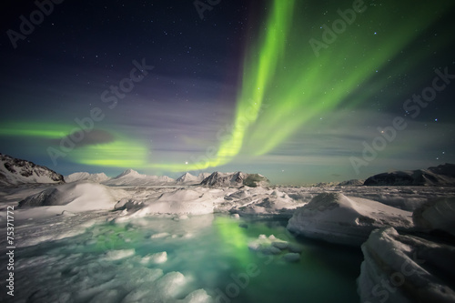 Fotografia, Obraz Unusual Arctic winter landscape - Spitsbergen, Svalbard