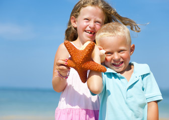 Canvas Print - Brother and Sister Happiness Summer Beach Concept