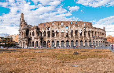 Wall Mural - Amazing view of Colosseum amphitheatre, Rome