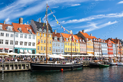 Photo Nyhavn in Copenhagen, Denmark