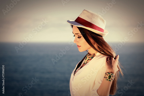 Fotografia  Beautiful portrait of fashion model