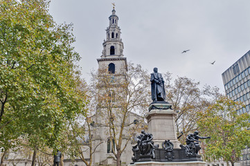 Wall Mural - Saint Clement Danes church at London, England