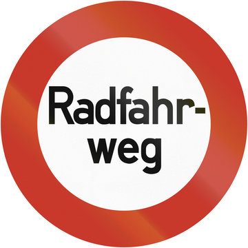Old design (1934) of a German bicycle road sign. It says: Bicycle road