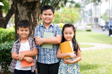 Canvas Print - Happy children with books