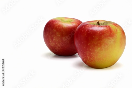 500_F_76550964_uRJAppdMGwgvydiNRjRRUHWJjfuqIL52.jpg